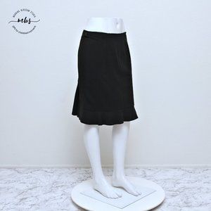 NWOT Worthington Ruffle Buttom Mini Skirts